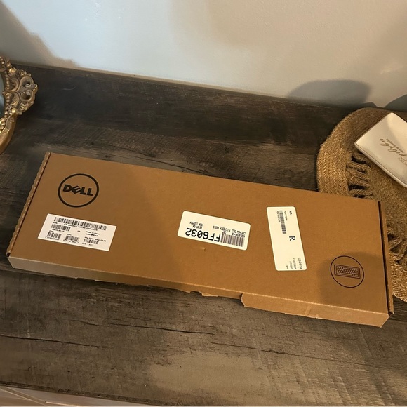 Dell Wired Keyboard - KB216 - US English - Black - Picture 3 of 4